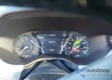 2025 Jeep Compass Latitude 4X4 from USA, damaged, VIN 3C4NJDBNXST610528